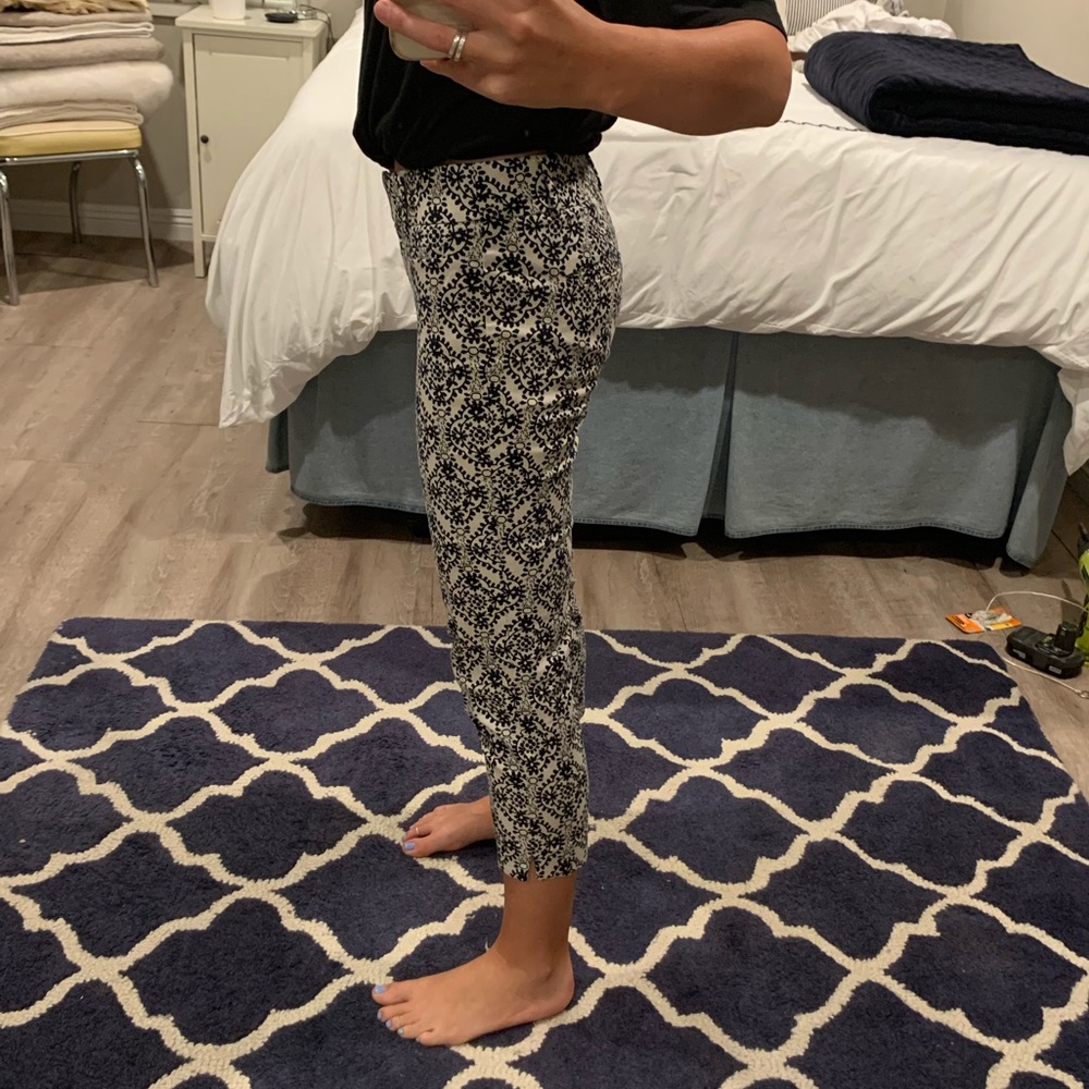 LOFT Riviera Floral Pant - Picture 6 of 10